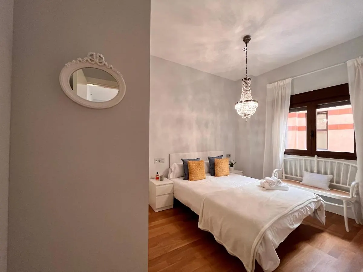 Homely Malaga Sebastian Souviron Biznaga Deluxe Apartment
